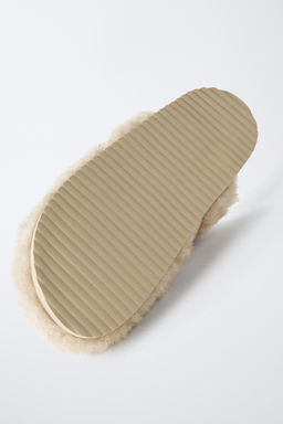 FAUX SHEARLING CLOGS - Zara фото 7