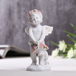 Фигурка полистоун Ангел с корзинкой розовых роз, 10?3.5?5 см