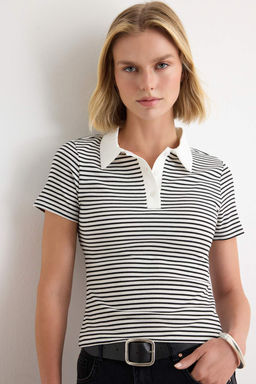 Ekru _izgili Fitted/V_cuda Oturan Polo Yaka Ka_korse _rme Bluz TWOAW27BZ00076