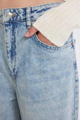 Мешковатые джинсовые брюки длиной до щиколотки с высокой талией и мешковатыми манжетами. - Defacto фото 6