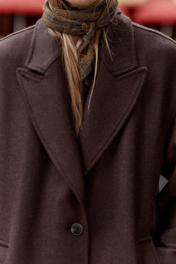 COAT WITH COMBINED LEATHER EFFECT COLLAR - Zara фото 6