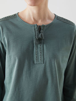 Ba?lamal? Yaka Nak??l? Kad?n Bluz