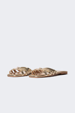 Женские тапочки без шнуровки на плоской подошве из искусственной кожи