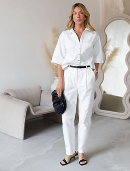 Укороченная рубашка с карманом из облегченного денима