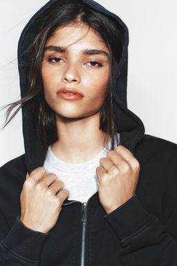 SUDADERA FELPA EFECTO LAVADO TACHAS / Carb?n - Zara фото 3