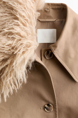 Abrigo de sarga con cuello efecto pelo - H&m фото 5