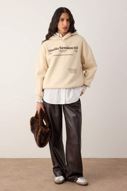 Tas Kal?n Ici Polarl? Kapusonlu Slogan Bask?l? Boxy Fit Orme Sweatshirt TWOAW26SW00217 - Trendyolmilla фото 5