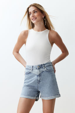 TRENDYOLMILLA Mavi Yuksek Bel Denim Sort TWOSS21SR0435