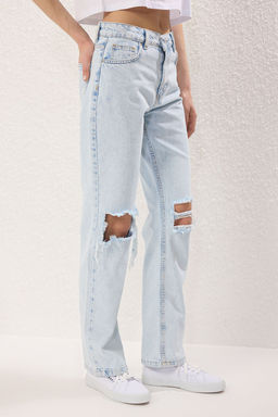 TRENDYOLMILLA Ac?k Mavi Y?rt?k Detayl? Normal Bel Wide Leg Jeans TWOSS25JE00221