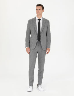 Gri Ekstra Slim Fit _izgili Tak_m Elbise