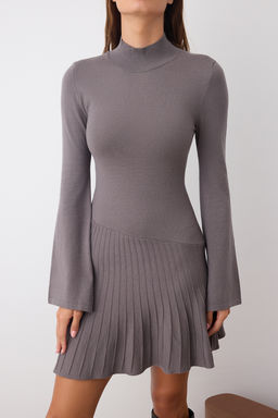 Limited Edition Antrasit Premium Iplik/Ozel Iplik K?sa / Mini Triko Elbise TWOAW26EL00104 - Trendyolmilla фото 4