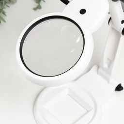 Лампа-лупа для творчества LEDx18 от 3ААА, USB белый 24.5×22 см