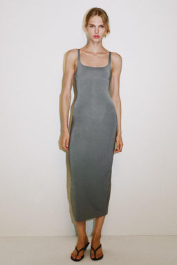 VESTIDO MIDI CONTOURING / Gris