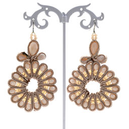 Серьги ручной работы с цирконами в оплетении цв.крем.