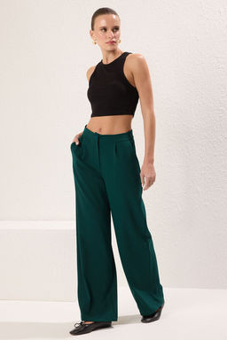 Yesil Wide Leg/Genis Paca Pilili Dokuma Kumas Pantolon TWOSS21PL0189