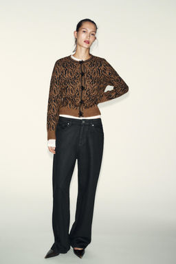 ANIMAL JACQUARD CARDIGAN
