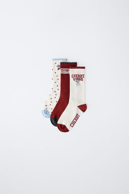 3-PACK OF CHERRY AND TEXT SOCKS