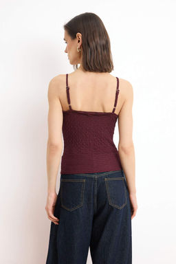 Bordo Fitted/Vucuda Oturan V Yaka Ince Ask?l? Kolsuz Dokulu Orme Bluz TWOSS26BZ00477 - Trendyolmilla фото 4