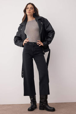 Siyah Yuksek Bel Pacas? Kesikli Comfort Culotte Jeans TWOAW26JE00048 - Trendyolmilla фото 2