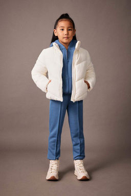 Водоотталкивающий пуховик с воротником-стойкой и полярной подкладкой для девочек - Defacto фото 2