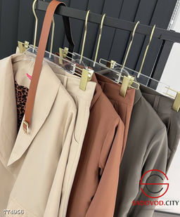 Женский классичсекий костюм двойка - Bruno фото 8