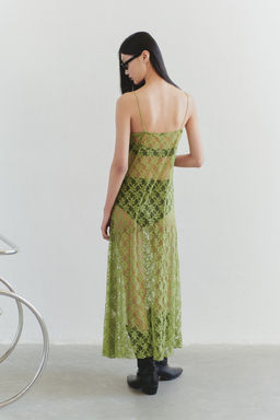TRENDYOLMILLA Limited Edition Yag Yesili Dantel Ask?l? A-Line Maxi Esnek Orme Elbise TWOSS25EL00486