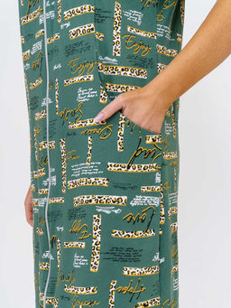 Халат женский, цвет хаки