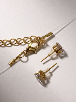 Гарнитур 2 предмета: кулон, серьги На леске классика, цвет белый в золоте, 30 см