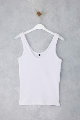 Beyaz Fitted/Vucuda Oturan Havuz Yaka Fitilli Esnek Orme Atlet TWOSS22AL0042