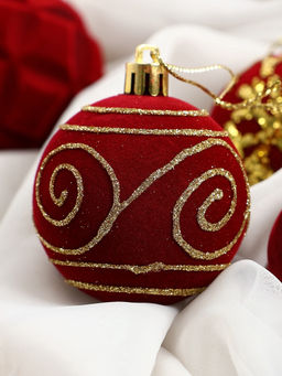 Ёлочные шары «Бархат. Время праздника», d=6 см, 12 шт., завитки снежинки, красный