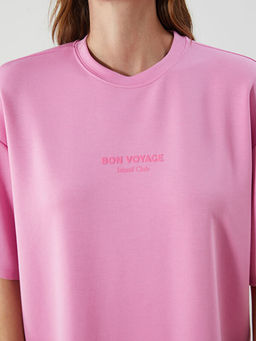 Bisiklet Yaka Bask?l? Oversize Kad?n Ti??rt