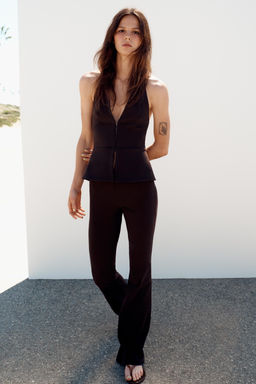 PANTALON FLARE STRETCH / Marr?n oscuro