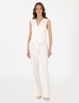 Beyaz Flare Fit Kuma_ Pantolon