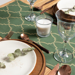 Дорожка новогодняя на стол «Этель» Gold ornament 30×70 см, 100%хл, саржа 190 г/м²