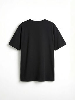 Bask?l? Erkek ?ocuk Ti??rt