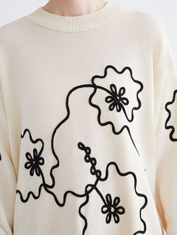 Bisiklet Yaka ?i?ek Nak??l? Kad?n Triko Kazak