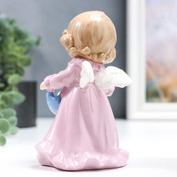 Фигурка керамика «Ангелочек в розовом платье, с цыплятами в подоле», 15 см