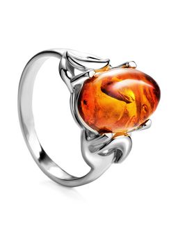 Серебряное кольцо с натуральным искрящимся янтарем коньячного цвета Пруссия