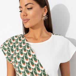 Блуза с имитацией многослойности, Все взгляды - на прекрасное (яркая) - Charutti фото 5