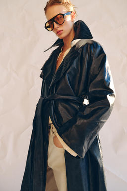OVERSIZE LEATHER EFFECT TRENCH COAT ZW COLLECTION - Zara фото 17