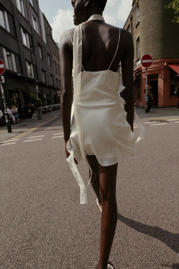 SHINY RUFFLE TRIM MINI DRESS - Zara фото 6