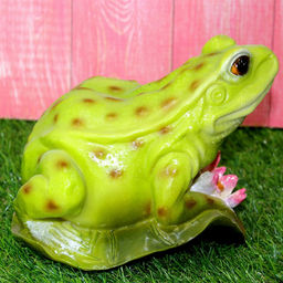 Скульптура-фигура для сада из полистоуна Лягушка на листе большая 18х16х17см (Россия) - Домашняя Мода фото 2