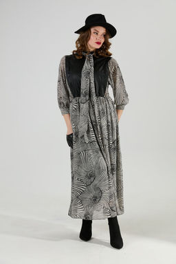 Платье NIKVA н1010-1а чёрный и чёрно-белые ракушки