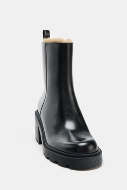 WATER REPELLENT LEATHER ANKLE BOOTS - Zara фото 5
