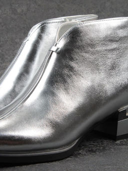 01-B50B-96C GREY/SILVER Ботинки демисезонные женские (натуральная кожа, байка)