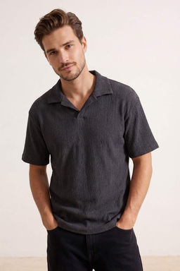 Siyah Oversize Polo Yaka Duz Polo Yaka T-shirt TMNSS25PO00045