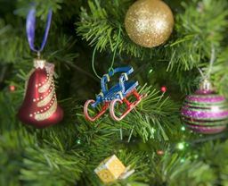 Новогодние елочные игрушки: Санки Большие 640-6