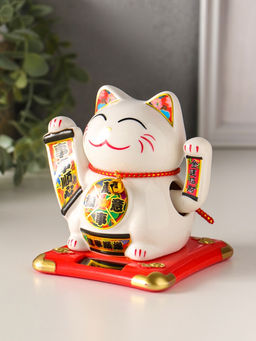 Маятник настольный антистресс от солнечной батареи «Манэки-нэко счастливый барабан», керамика, 10×11×10.8 см