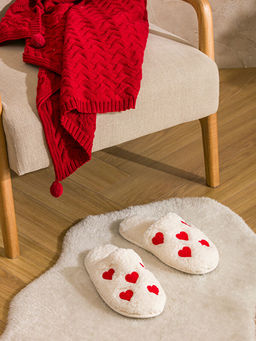 Kalp Nak??l? Pel?? Kad?n Ev Terli?i