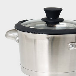 Крышка Magistro, d=18 см, со сливом, с силиконовым ободком и ручкой, жаропрочное стекло